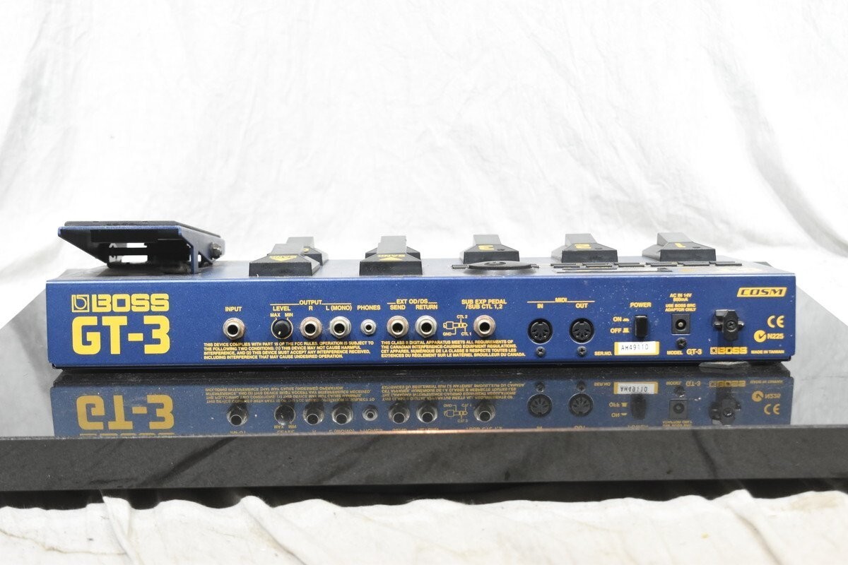 BOSS GT-3 Guitar Effects Processor with adapter