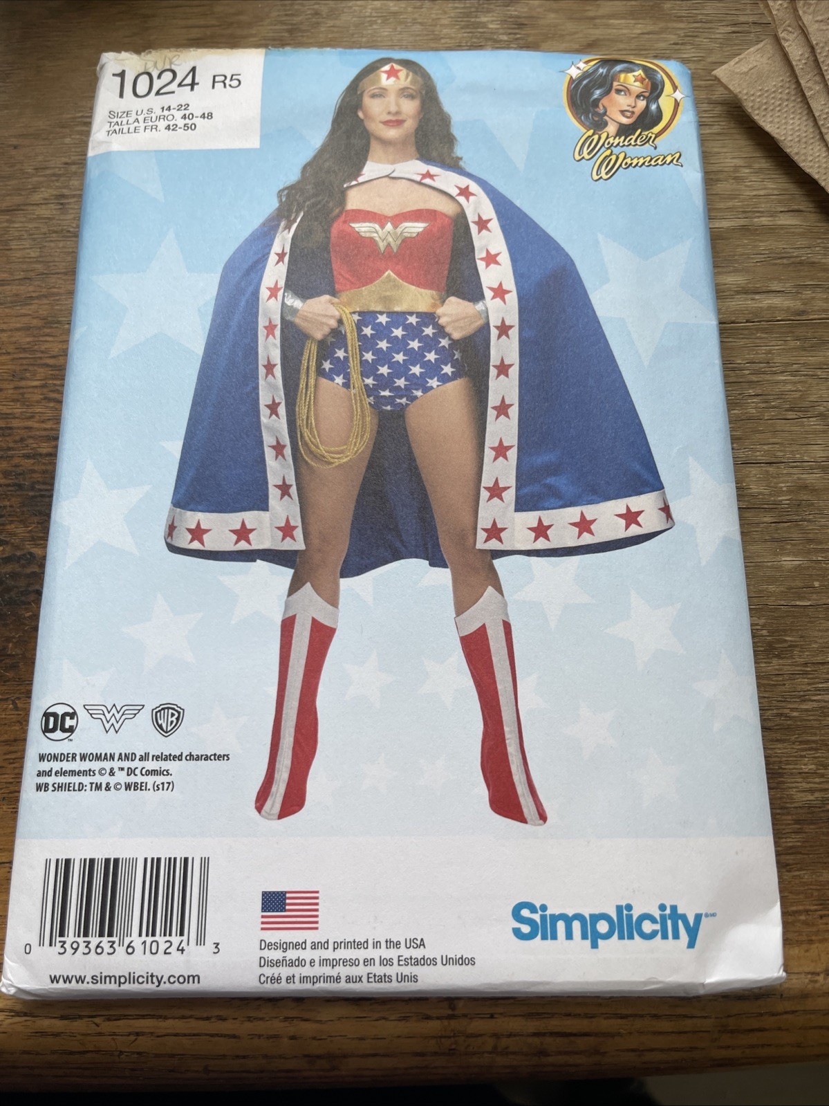 Simplicity Costume Pattern 1024 Ms WONDER WOMAN ~ Retro DC Comics  Sz 14-22