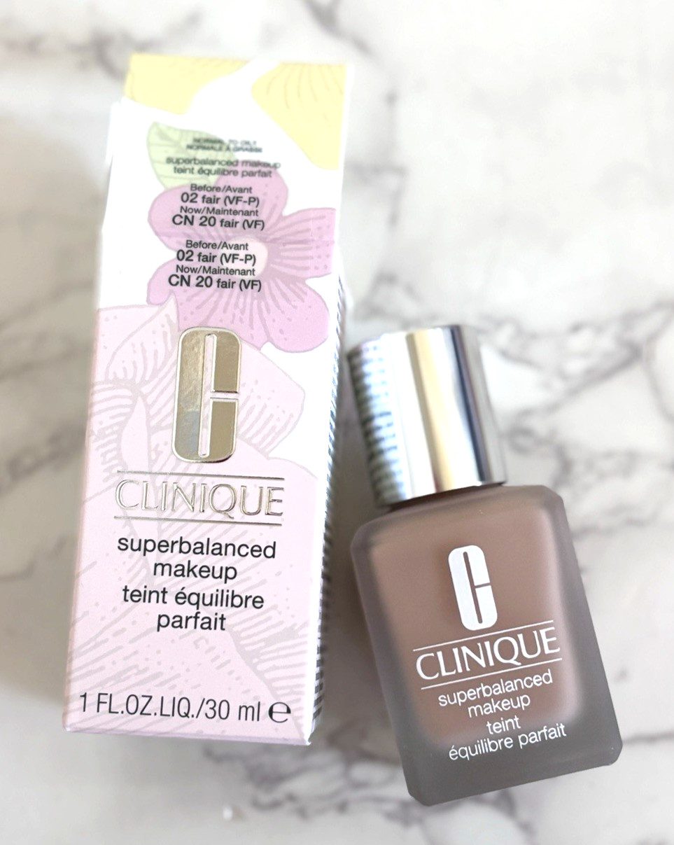 Clinique Superbalanced Makeup 02 Fair (VF-P)/CN20 Fair VF 1. OZ. NIB