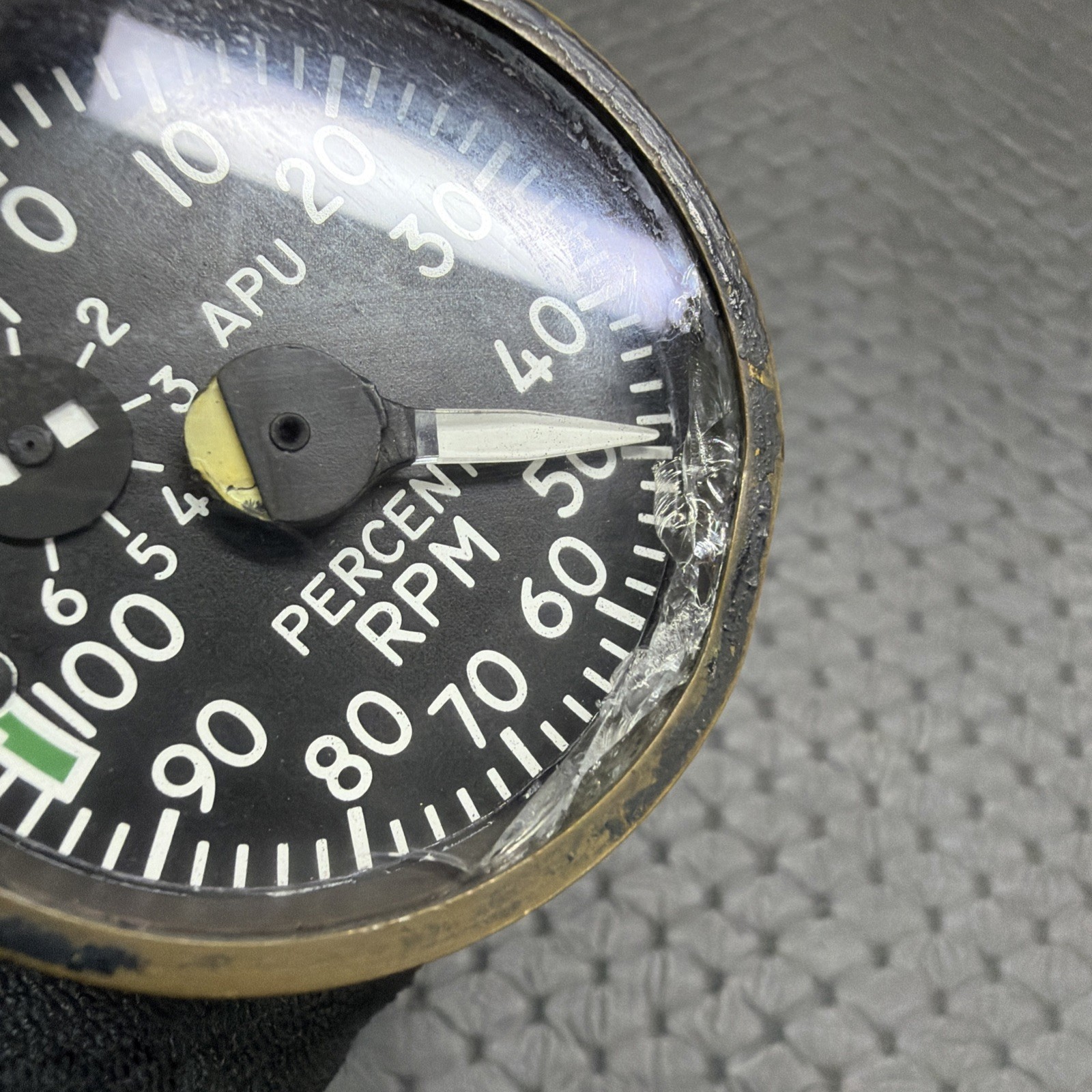 8DJ81LWT4 Mod U Instrument Dept Electrical Tachometer Indicator (0-110 %) GE