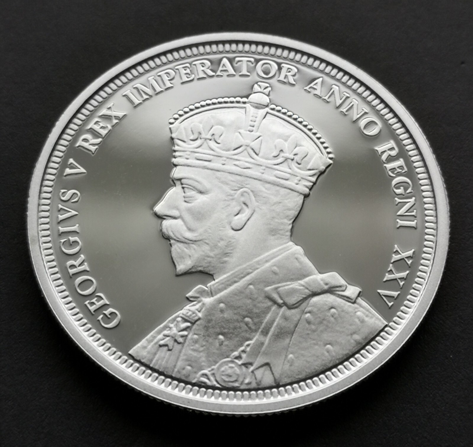 ***CANADA PROOF SILVER DOLLAR 1935 - 2010 *** SPECIAL EDITION ***