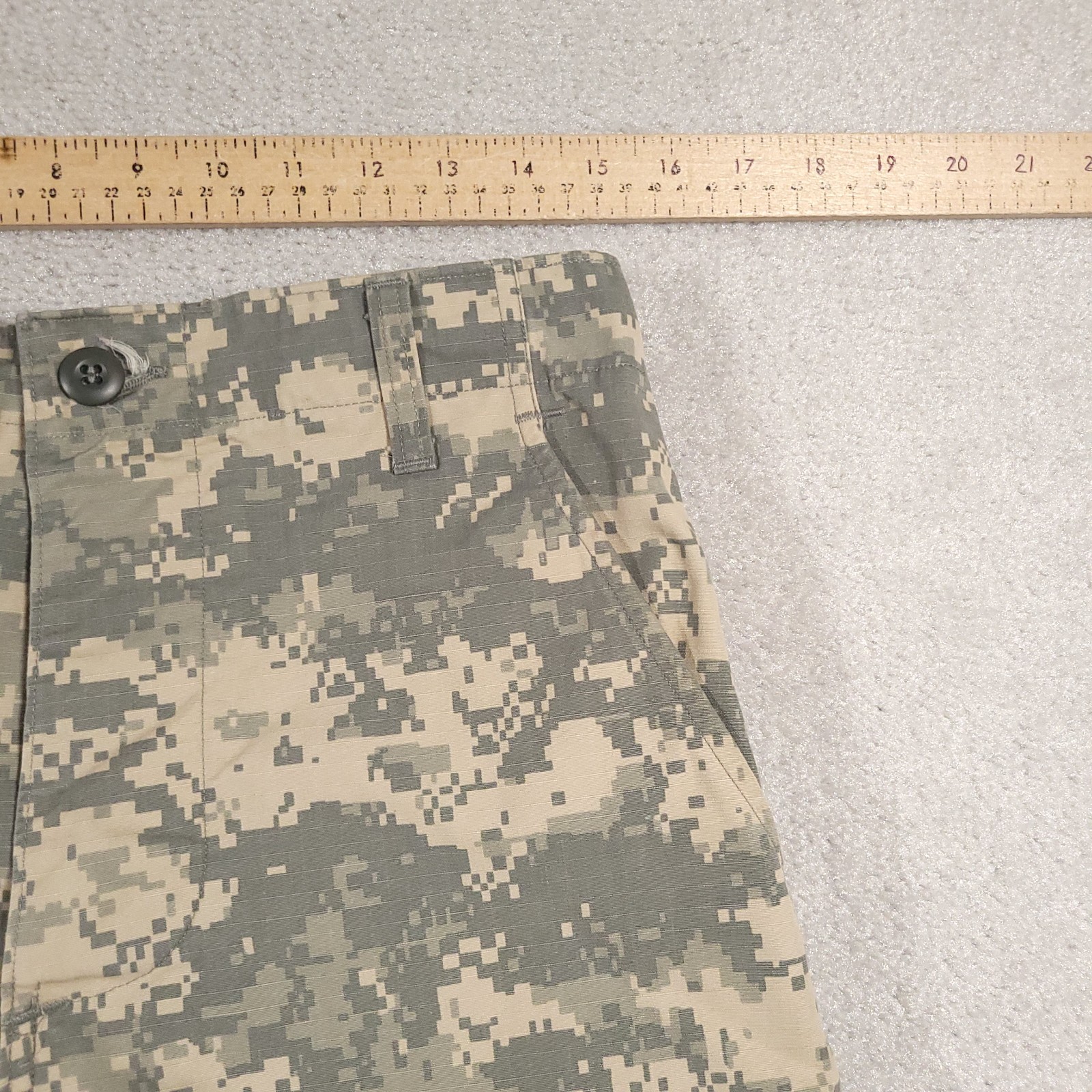 US Army Combat Uniform Trousers Small 30x31 Digital Camo Cargo Ripstop
