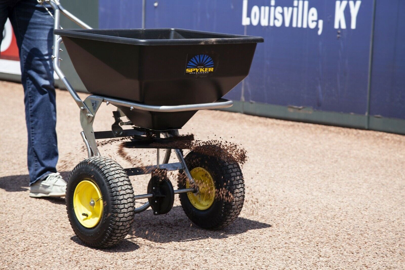 Spyker SPY80-1S Ergo-Pro Broadcast Spreader - 80 LB