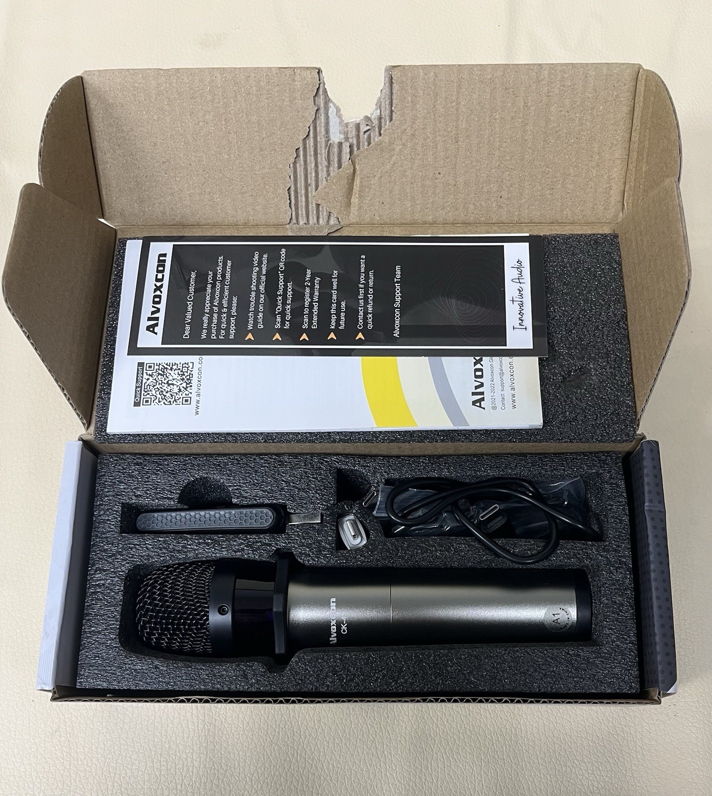 Alvoxcon UM410PRO USB Wireless Microphone With Receiver