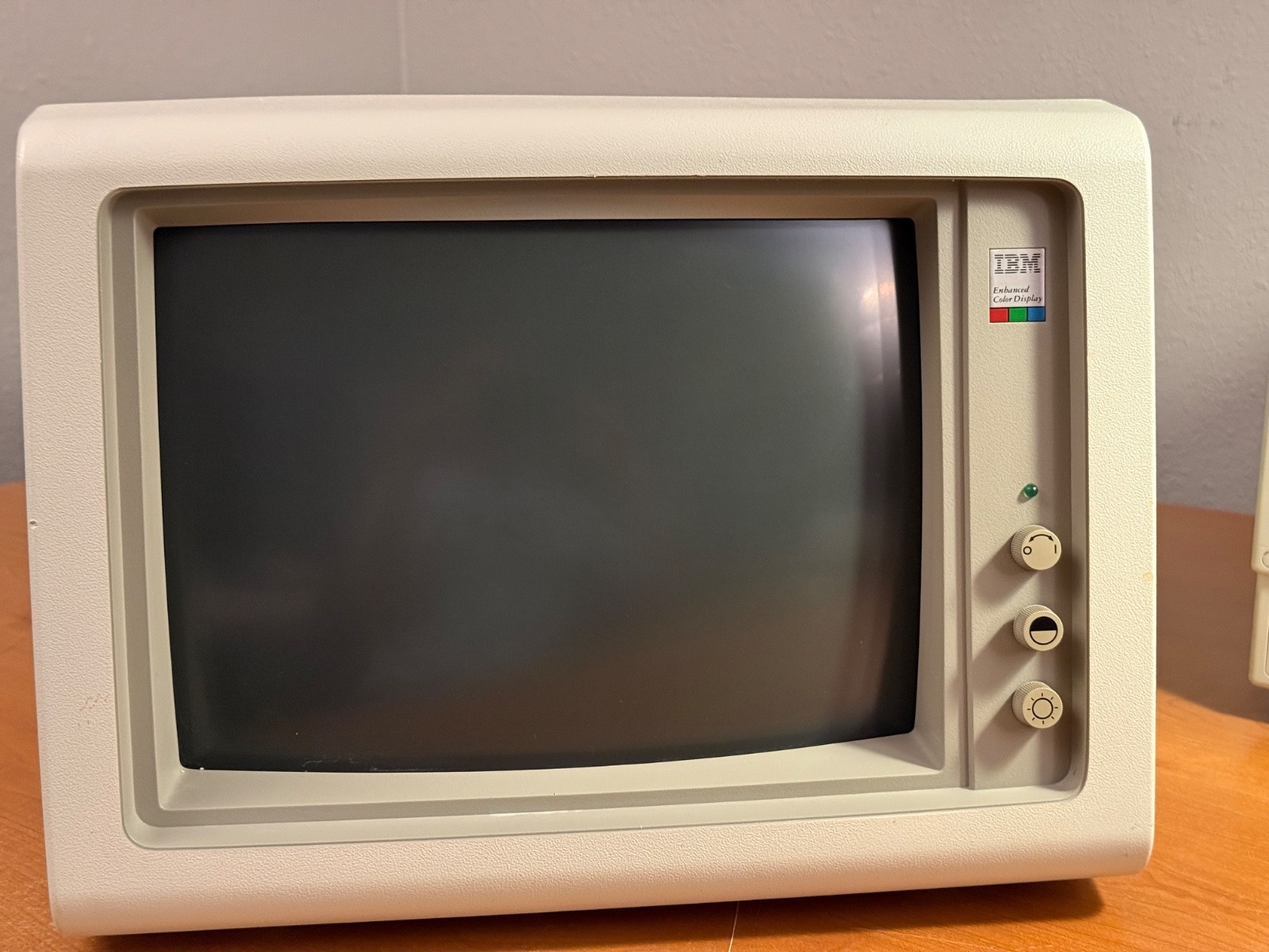 IBM Enhanced Color Display 5154 EGA CRT Monitor - Recapped