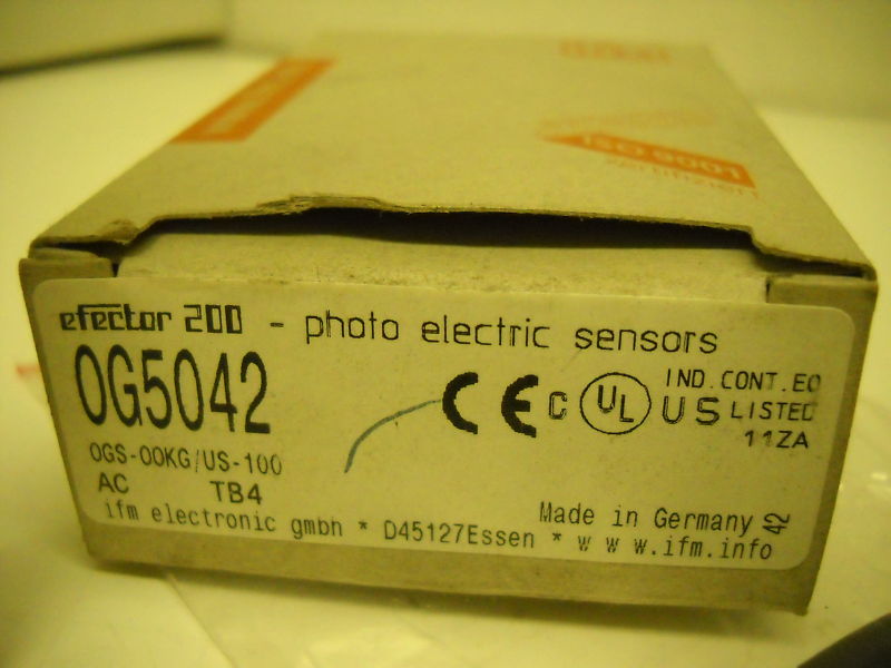 EFECTOR MODEL 0G5042 PHOTOELECTRIC SENSOR NEW IN BOX