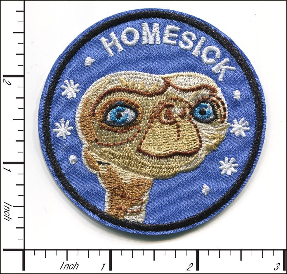 18 Pcs Embroidered Iron on patches Alien Figure ET 66x66mm AP061eA