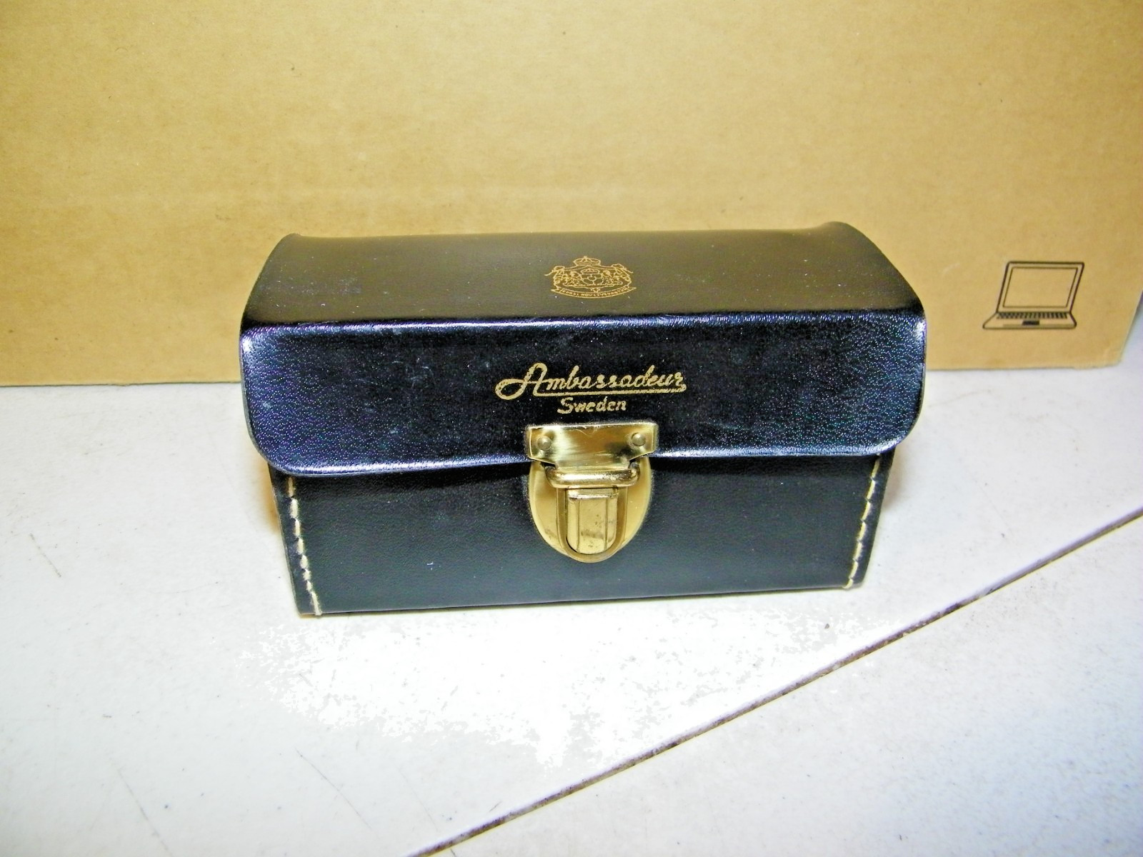 Vintage Black Abu Garcia Ambassadeur Reel Case W/Latch Sweden Leather + Parts