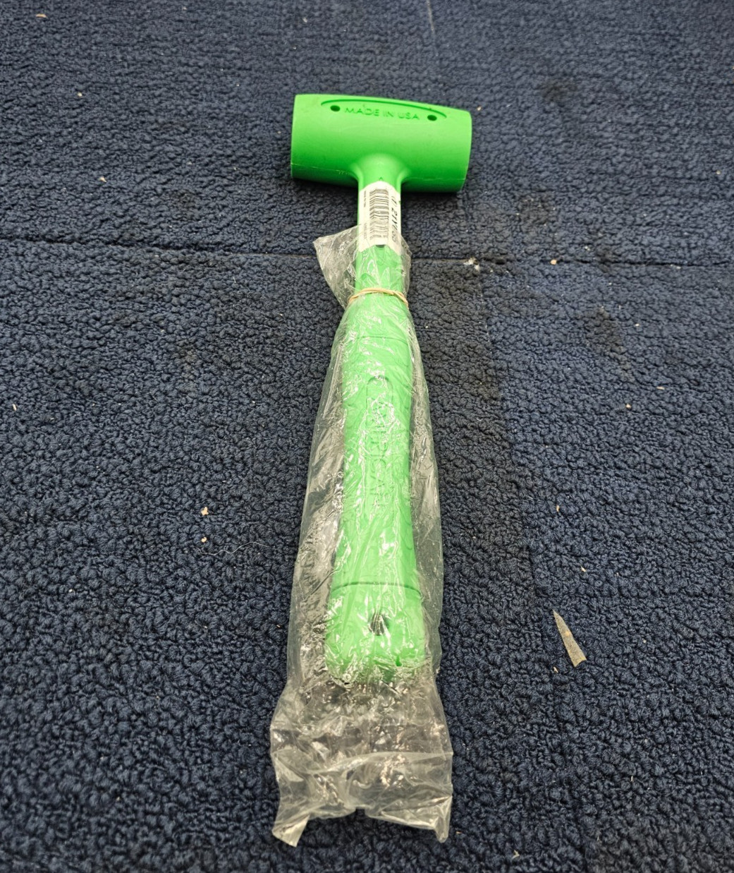 AMERICAN HAMMER 21YU85 Dead Blow Hammer 3 lb. Head Weight, 14 inch. Length