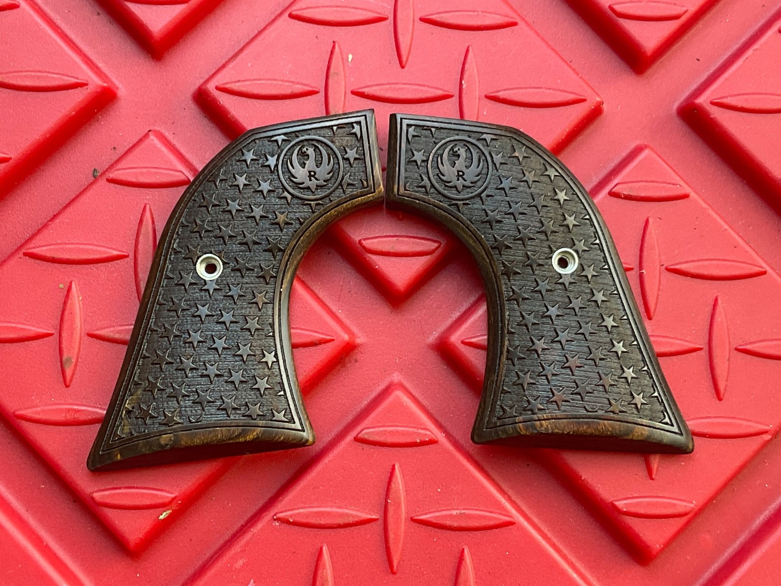 NEW Ruger Wrangler Patriotic Star Cowboy OEM Factory Grip Altamont Grip NO SCREW