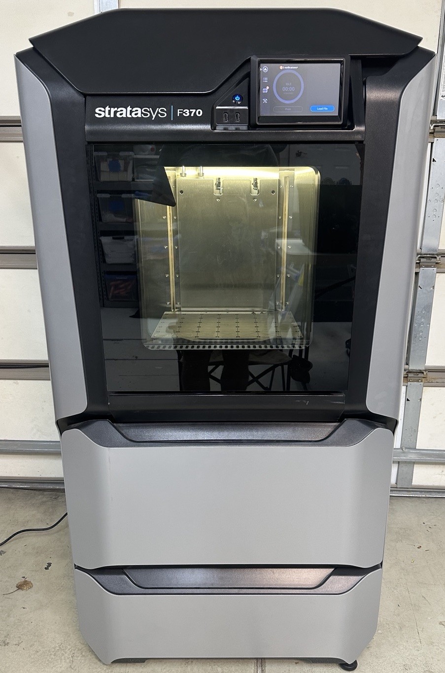 Stratasys F370 Industrial 3D Printer + Spare Extrusion Head - Powers on - 662HRS