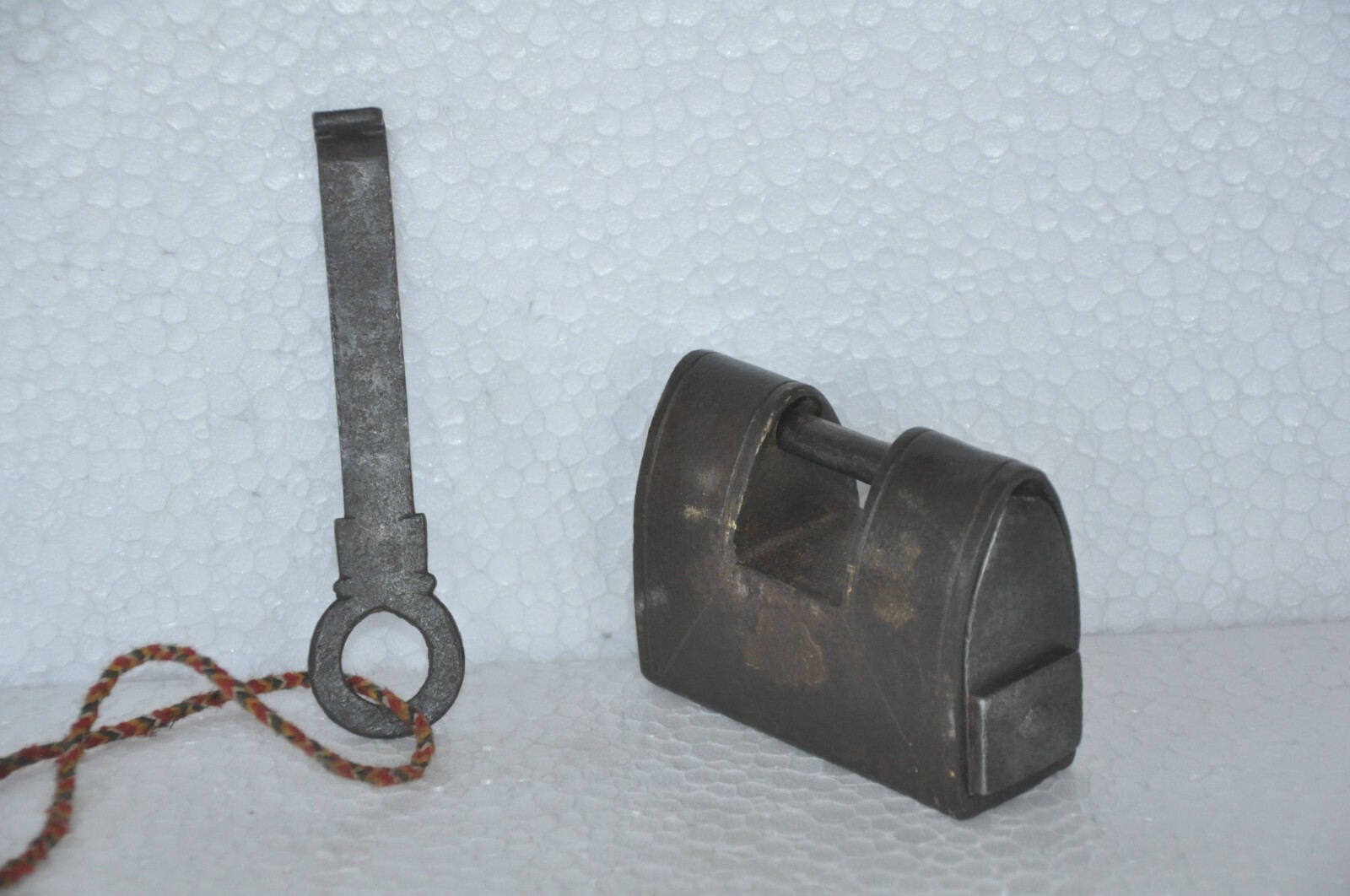 Vintage Iron Handcrafted Solid Strip System Padlock, Nice Patina