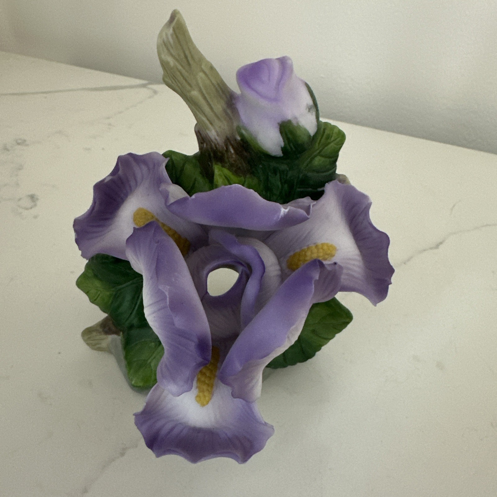 Porcelain Iris Nightlight Cover For Plug In Wall