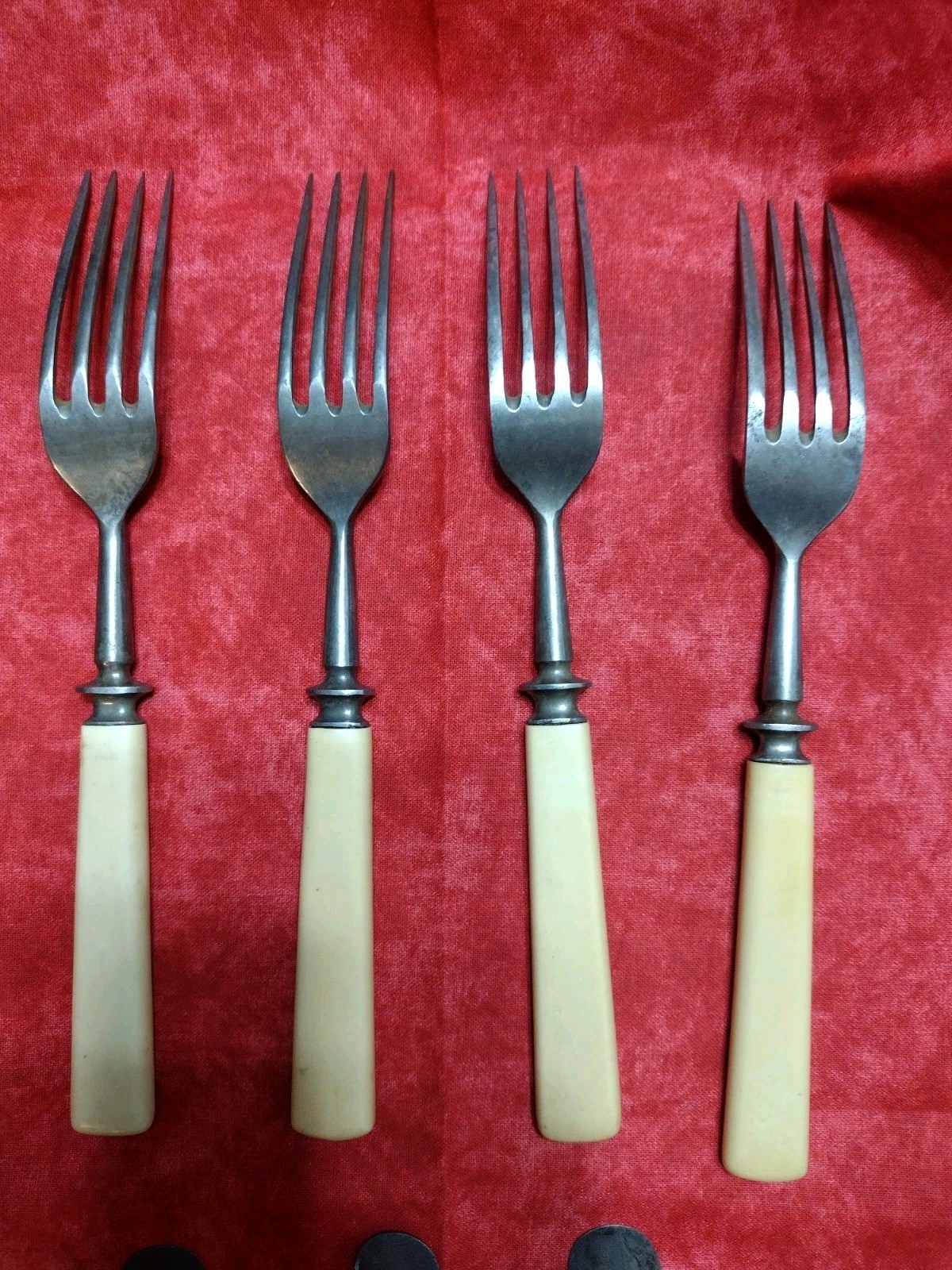 VINTAGE LF&C 15 PIECE FORK (8) & KNIFE (7) Set