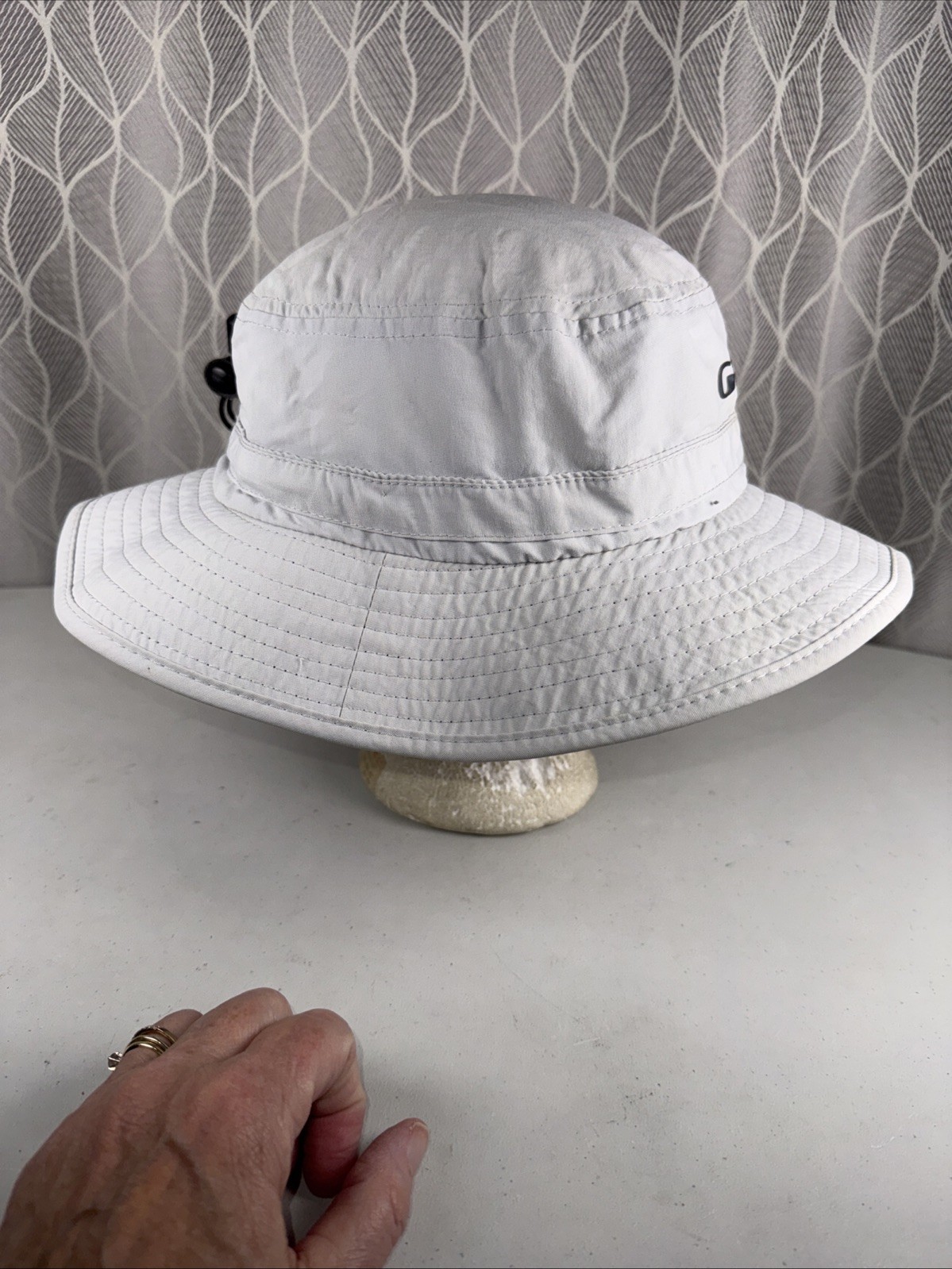 GILL Bucket Hat Light Gray Nylon Medium Bungee on Back