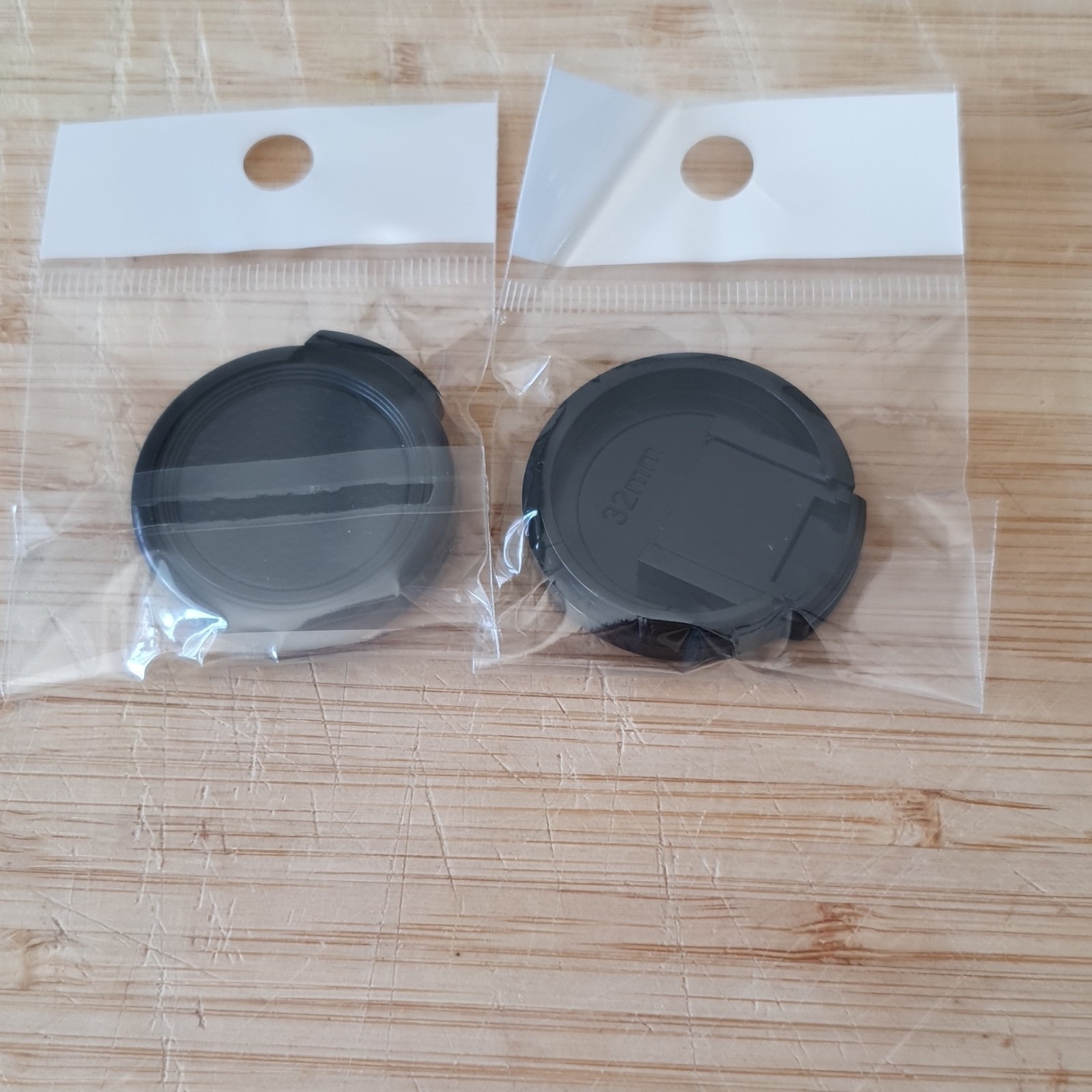 2x 32mm Snap-On Front Lens Caps with Snap-Clips, Universal Fit