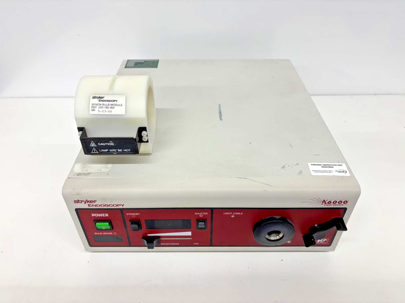 Stryker X6000 Endoscopy Light Source 220-185-000