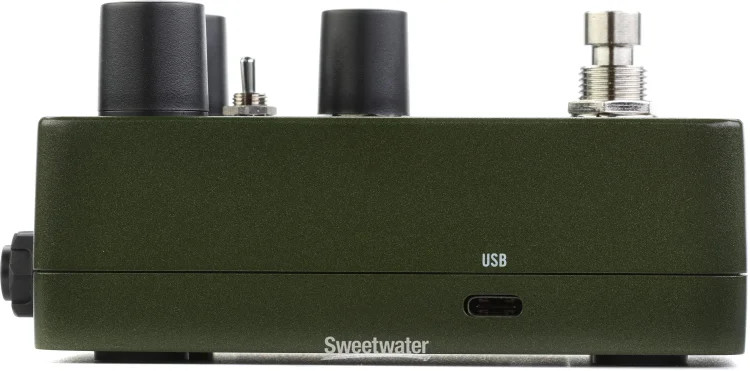 Universal Audio UAFX Brigade Chorus and Vibrato Effects Pedal