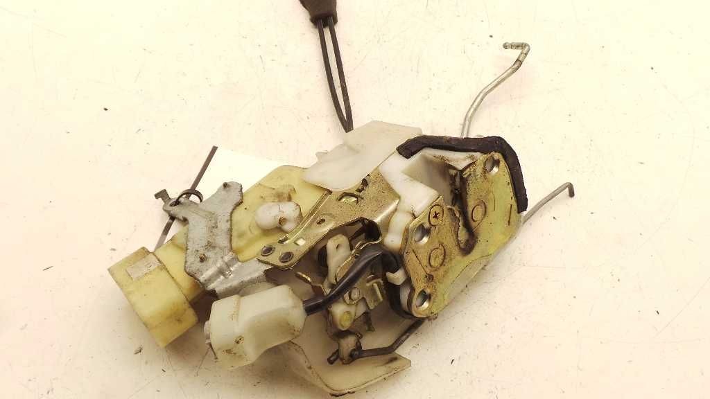 98-05 LEXUS GS300 PASSENGER SIDE FRONT DOOR LOCK ACTUATOR ASSEMBLY