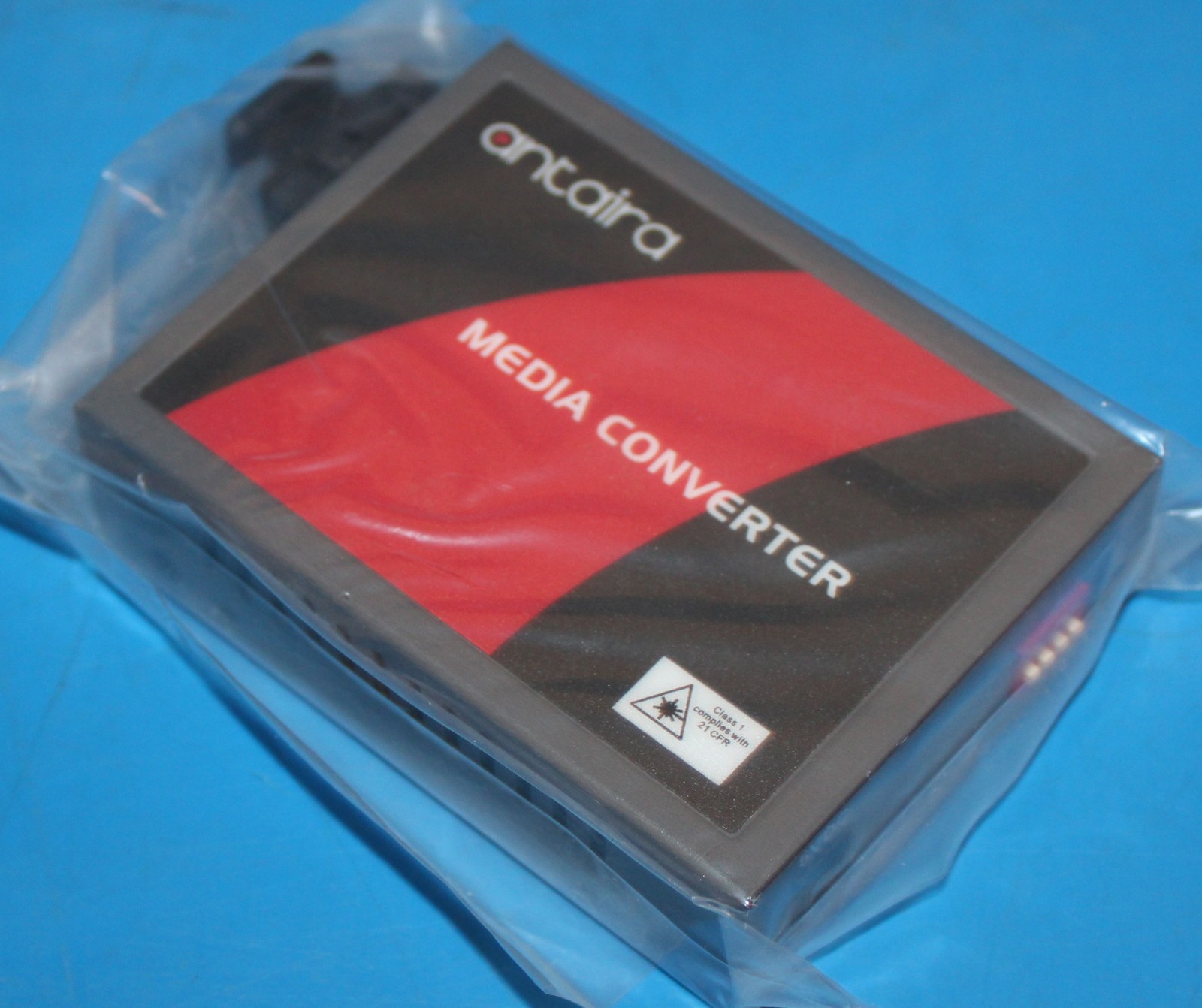 New Antaira Multi-mode FIBER MEDIA CONVERTER & Power Supply FCU-100SC