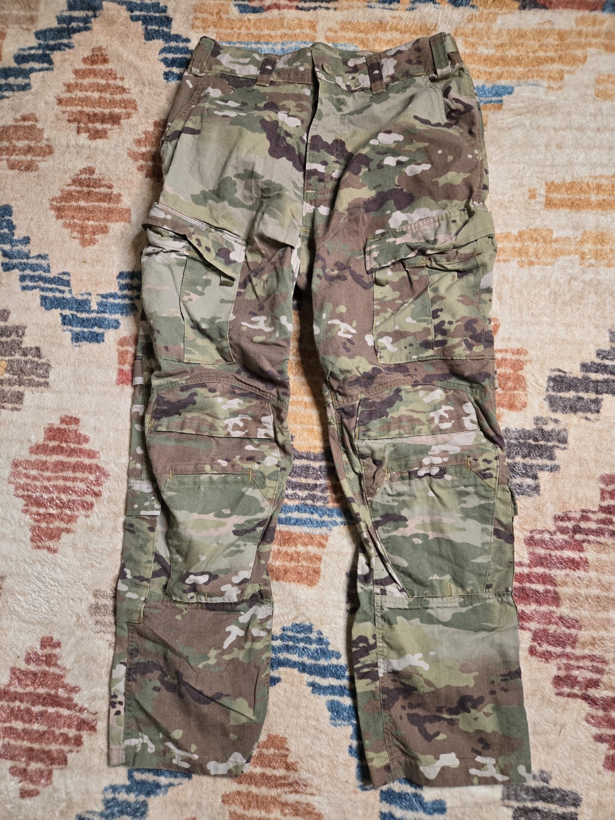 ARMY ADVANCED COMBAT PANTS W/ KNEE PAD SLOTS MEDIUM/REGULAR MULTICAM OCP
