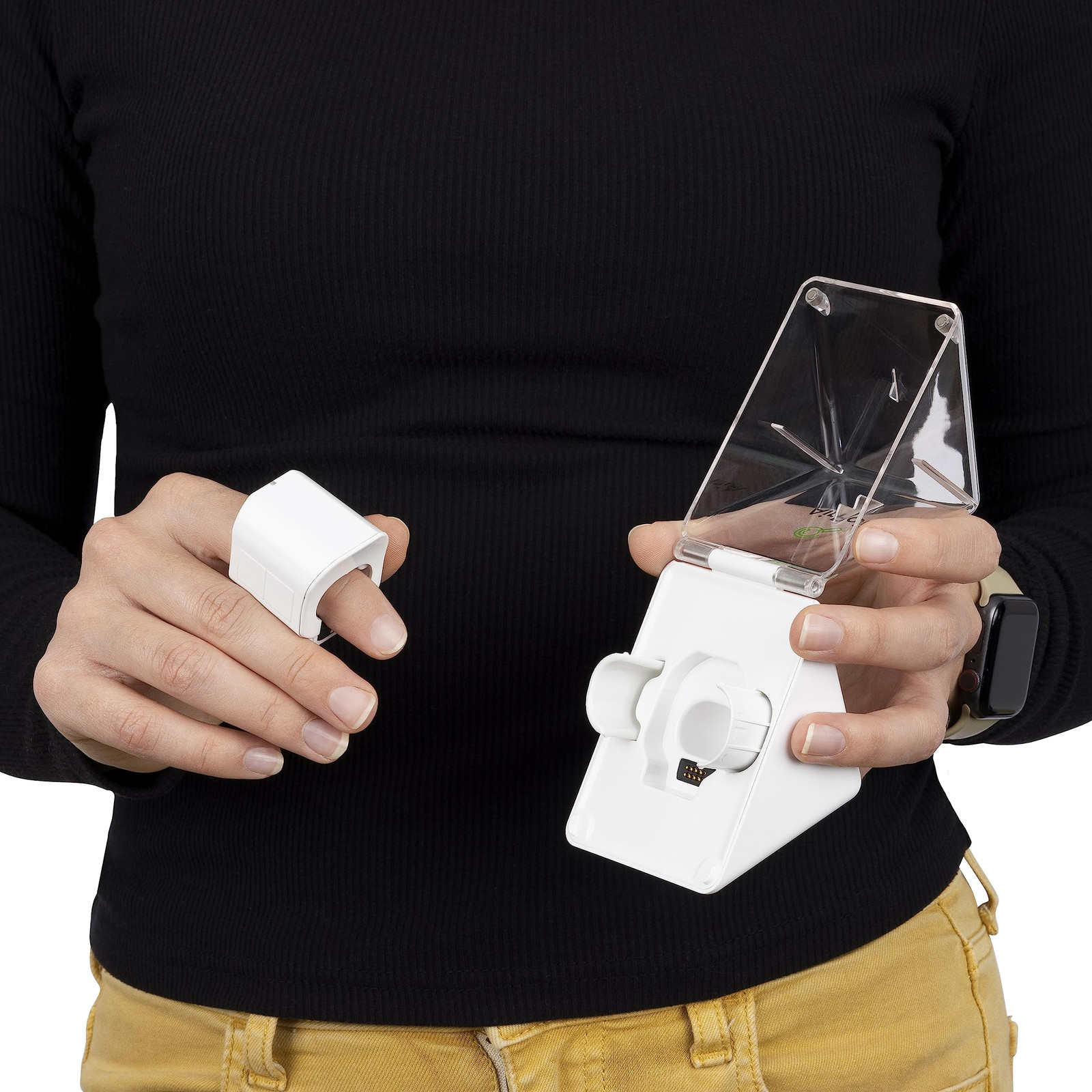 AirPoint Ring - White Wearable Wireless Mouse and Air Gesture Presenter - Mini