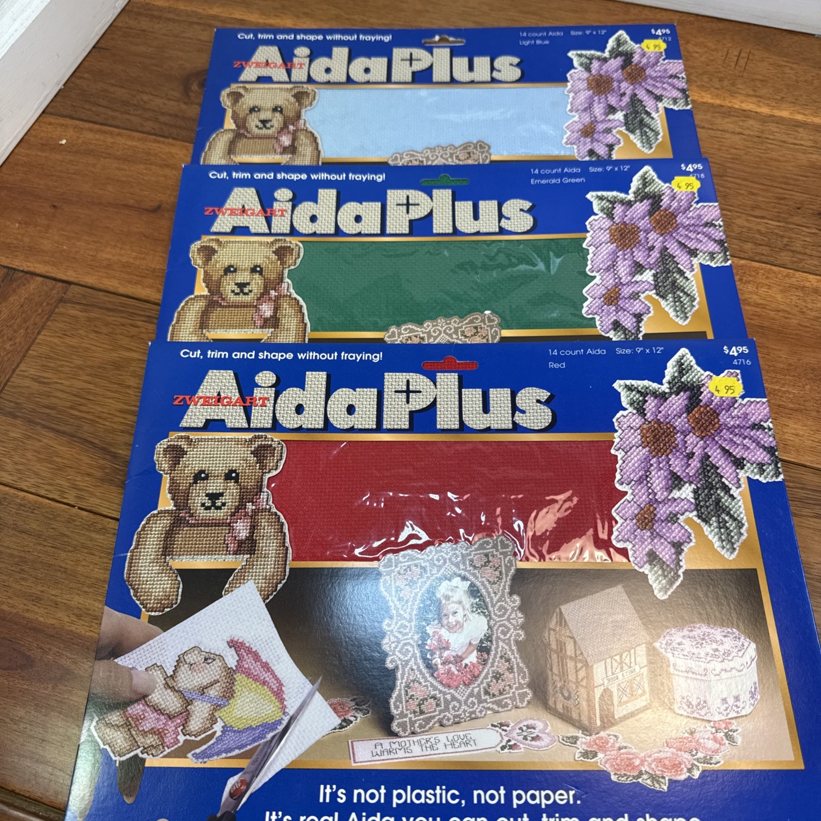 ZWEIGART Aida Cloth Cross Stitch 14 Count AIDAPLUS 9x12 red green blue