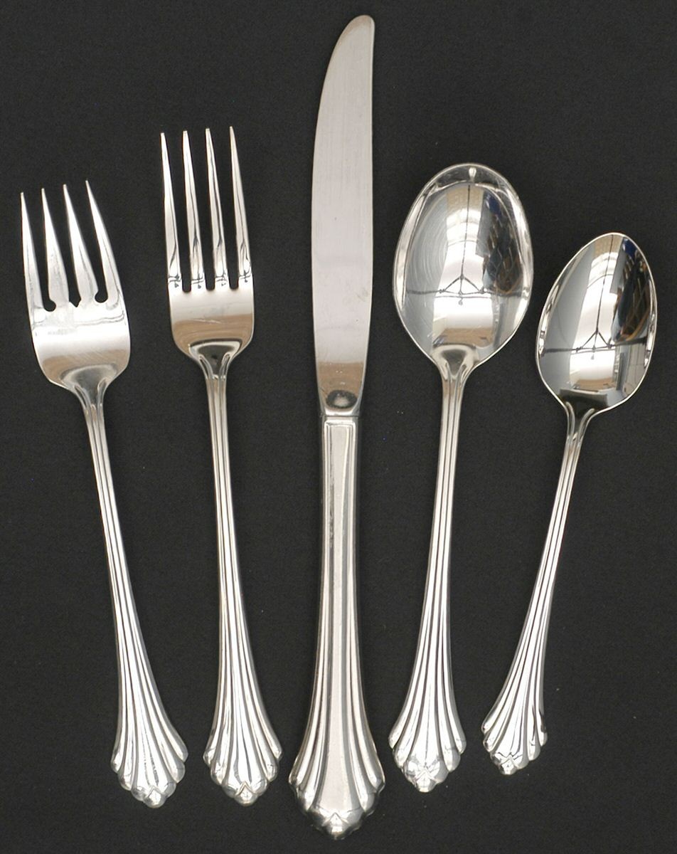 Oneida Silver Bancroft  5 Piece Place Setting 6041225