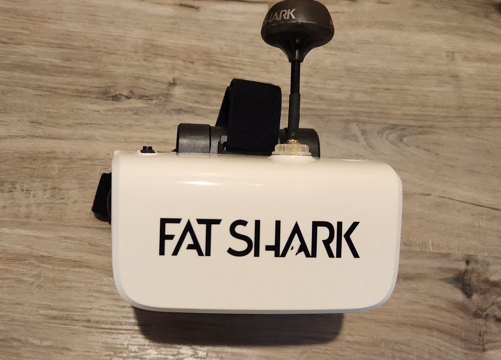 Fatshark Scout 4" 1116×640 NTSC/PAL FPV GOGGLES DVR for Racing Drone