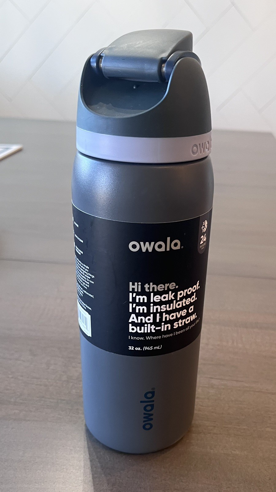 Owala FreeSip Stainless Steel Bottle / 32oz / Color: Off The Grid