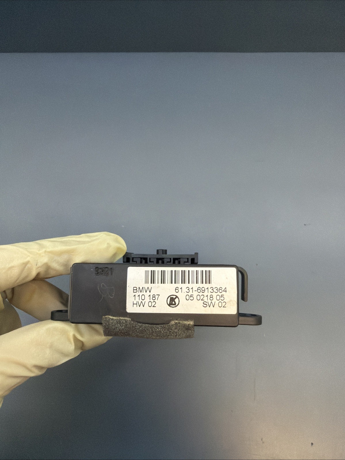 01-06 BMW E46 3-SERIES FRONT LEFT MIRROR MEMORY CONTROL MODULE OEM 6913364