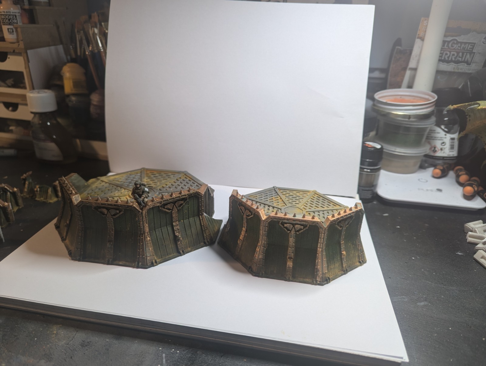 Grimdark Defensive Platforms & Barriers – 28mm Wargaming Terrain – 3D Printed