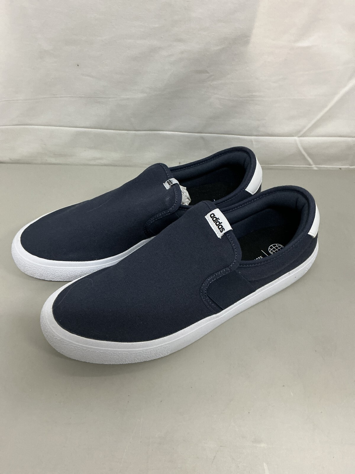 Adidas Vulcraider Slip On US Men 10, Blue/White