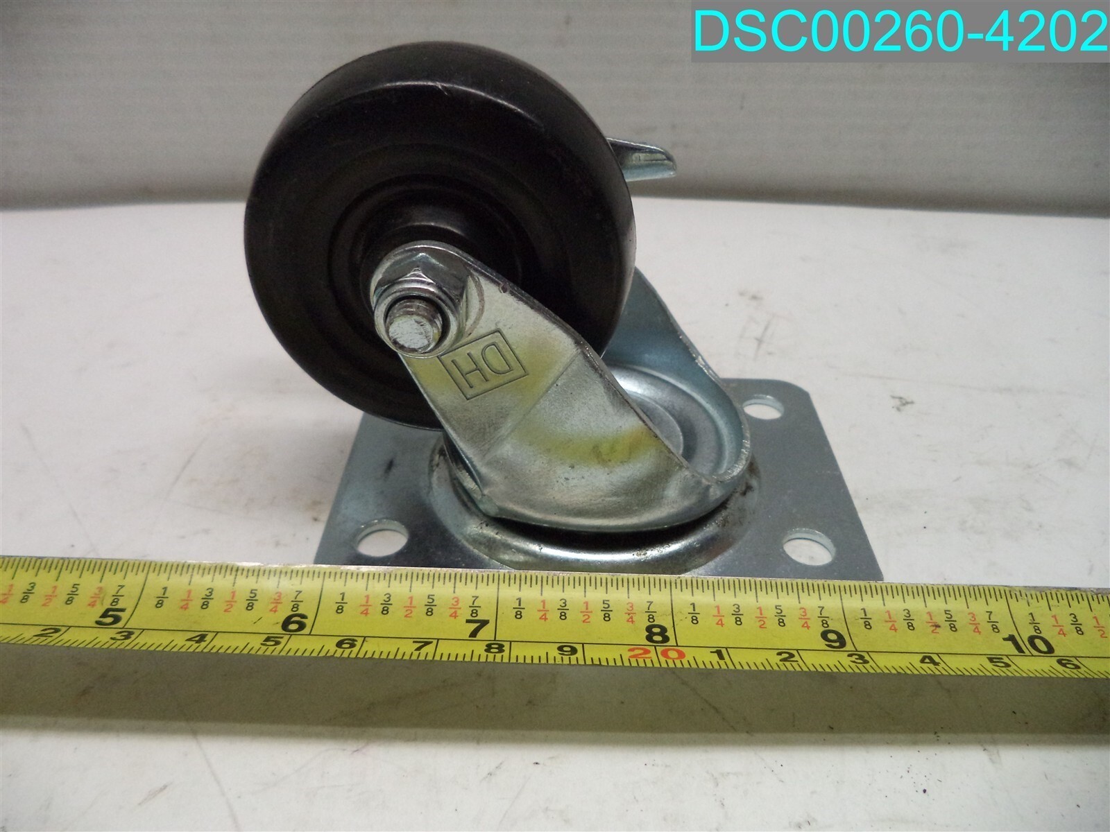 Swivel Plate Caster Plastic 2-3/8" X 2-3/8" X 3/4" Plate 2-5/8" X 1-3/4"