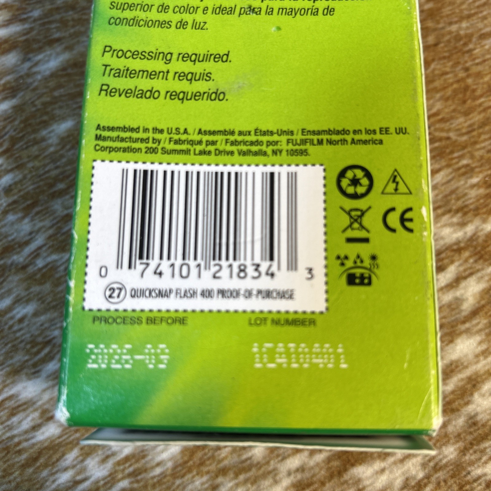 Fujifilm Quick Snap Flash Camera 27 Exposures Expiration 2025-07 Single Use New