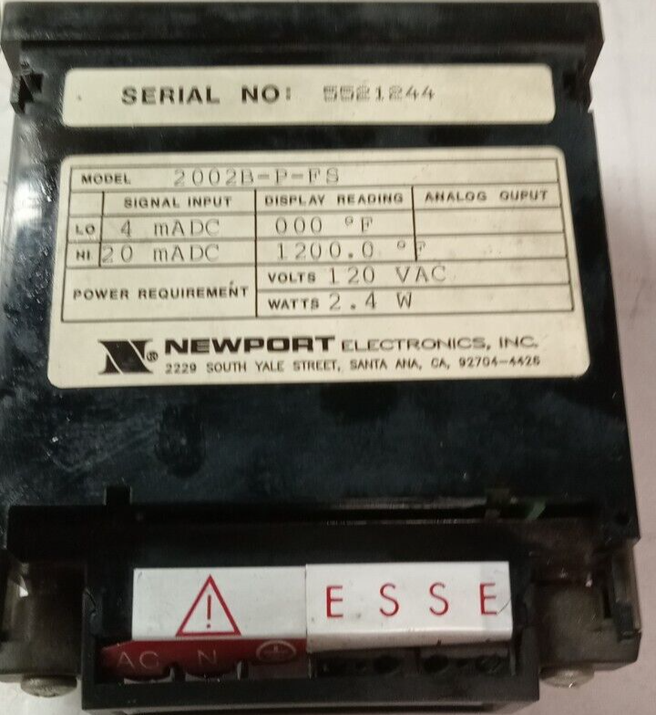 NEWPORT DIGITAL PROCESS PANEL METER 4-20 mADC 120 VAC 2002-B-P-FS
