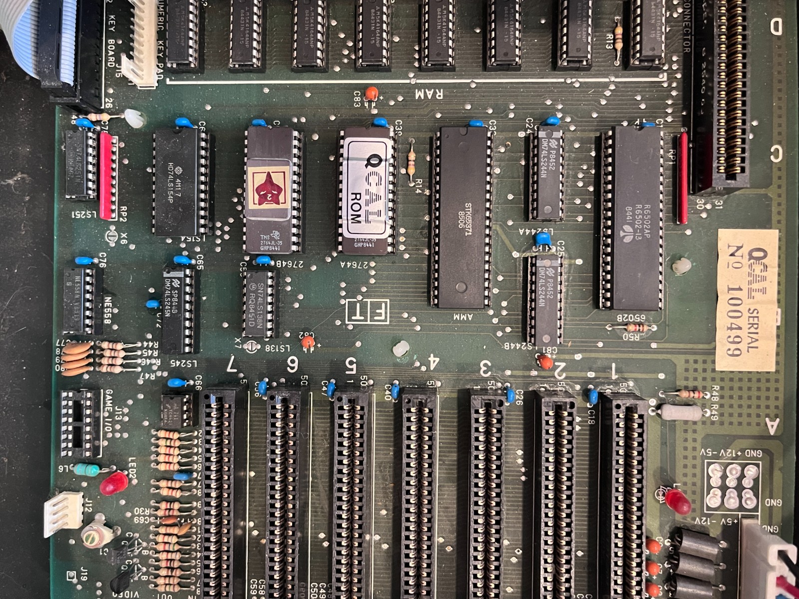 Rare Apple II Clone Dual Processor Computer Canadian Made Microcomputer QCAL 700