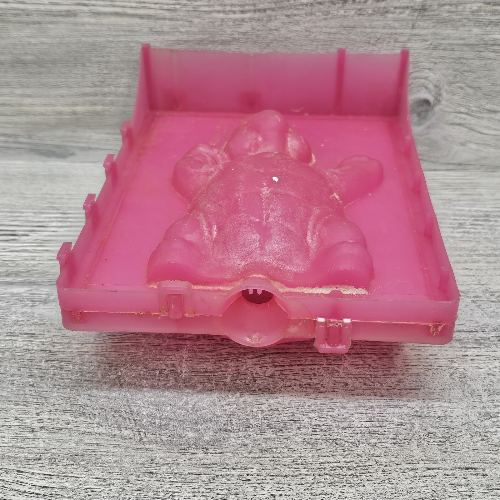 Vintage Snap It Turtle Mold Plastic Ready-Made Casting Craft 11.5 fl oz USA