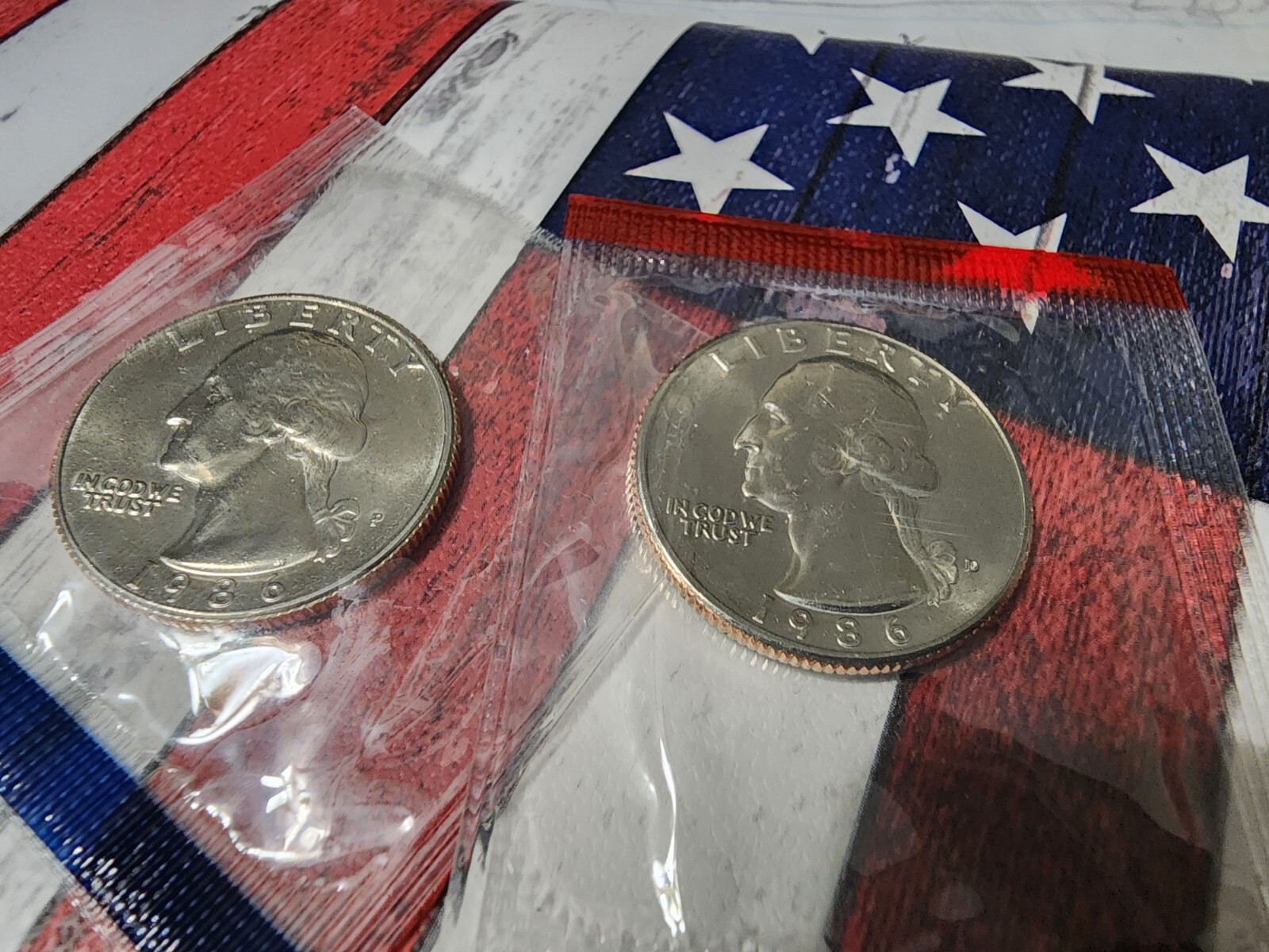 1986 P+D WASHINGTON QUARTER-- BU--STILL IN MINT CELLO  **FREE SHIPPING**