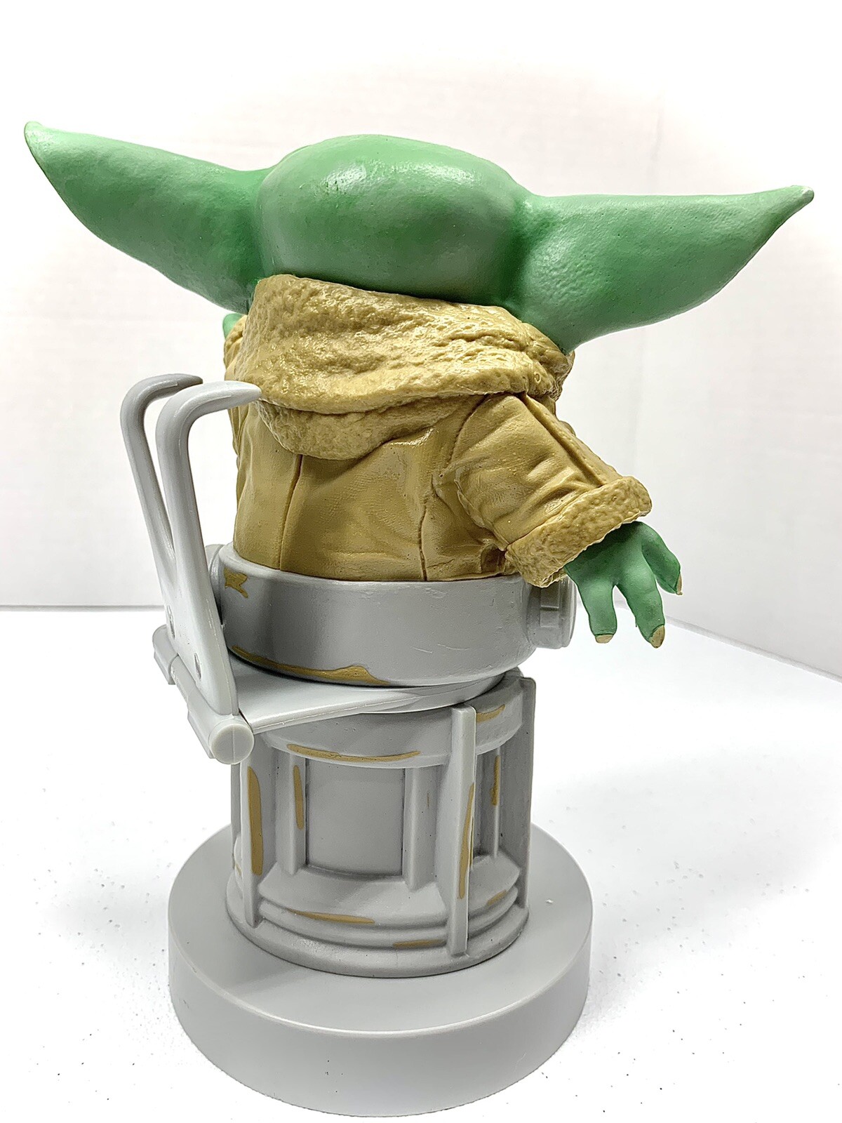 Star Wars: The Mandalorian - The Child 8” Cable Guy Controller and Phone Caddy