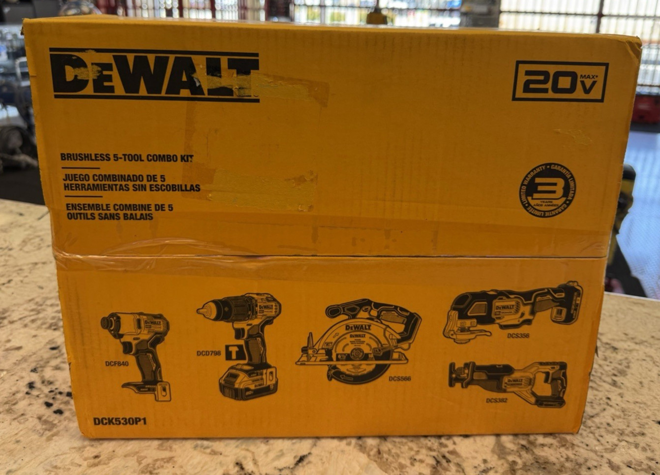 DEWALT DCK530P1 20-volt max 5 -Tool Brushless Power Tool Combo Kit 1 -Batterie