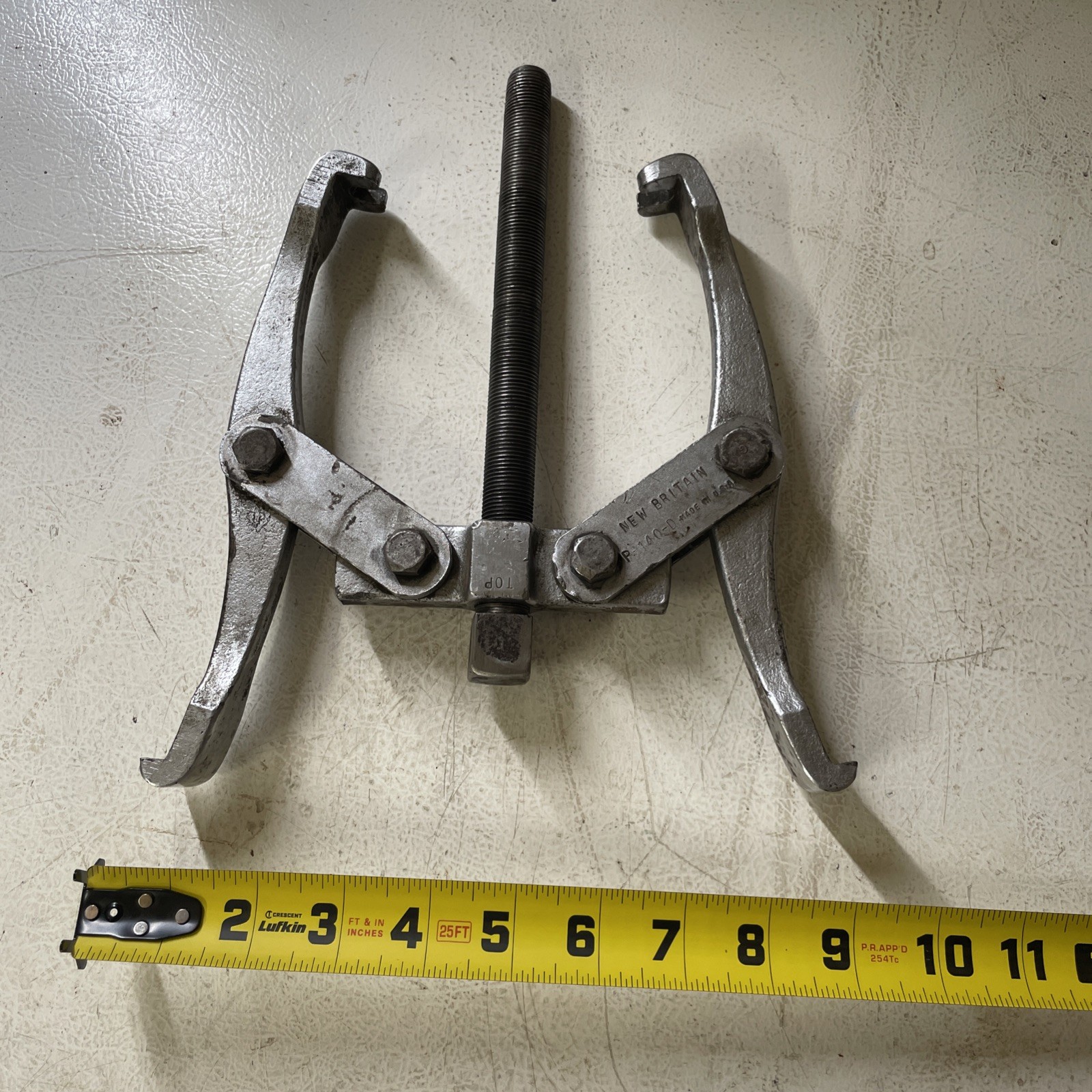 New Britain Tools P-140-D Vintage 2-Jaw Gear Puller Remover Reversible Tool USA
