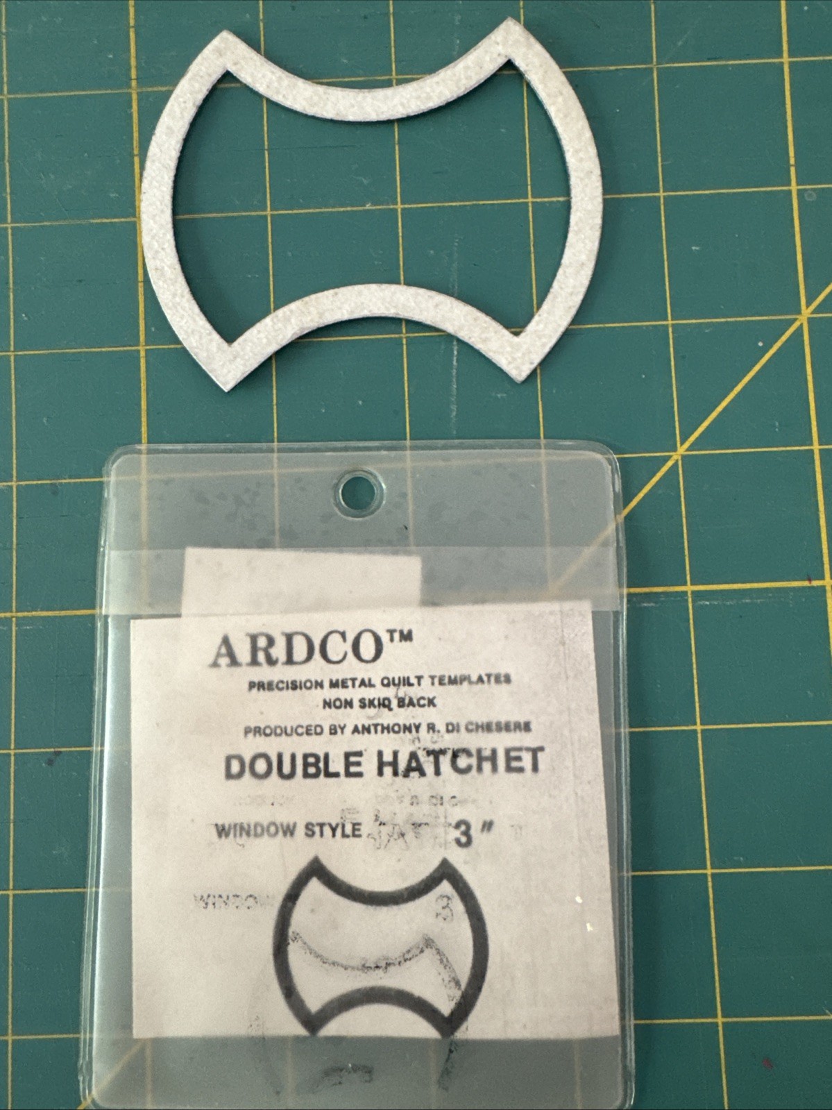 Ardco, Precision, Metal Quilt Template – Double Hatchet