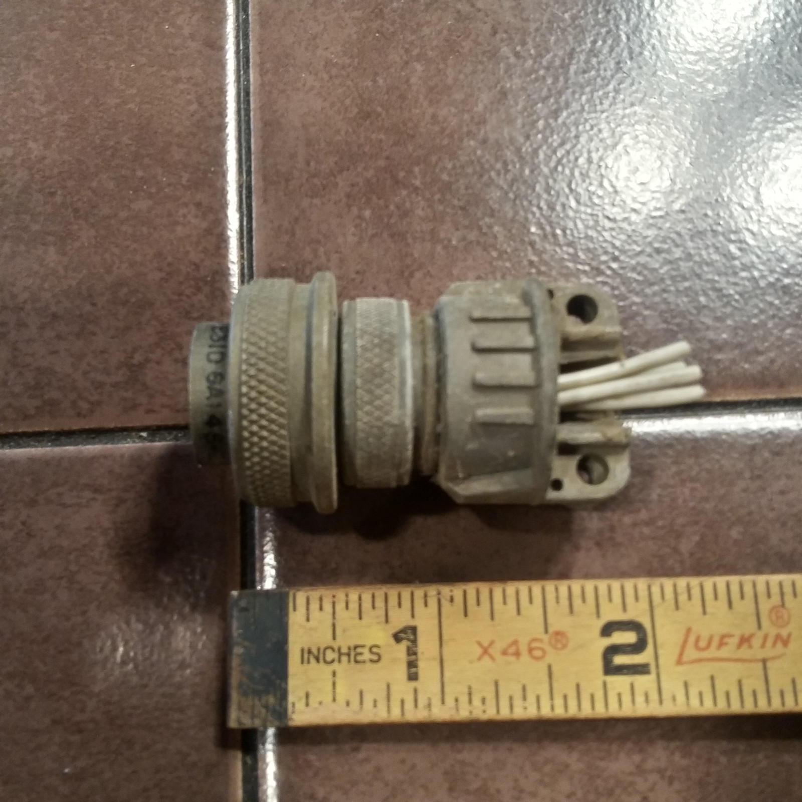 Amphenol 3106A14S-29 Connector
