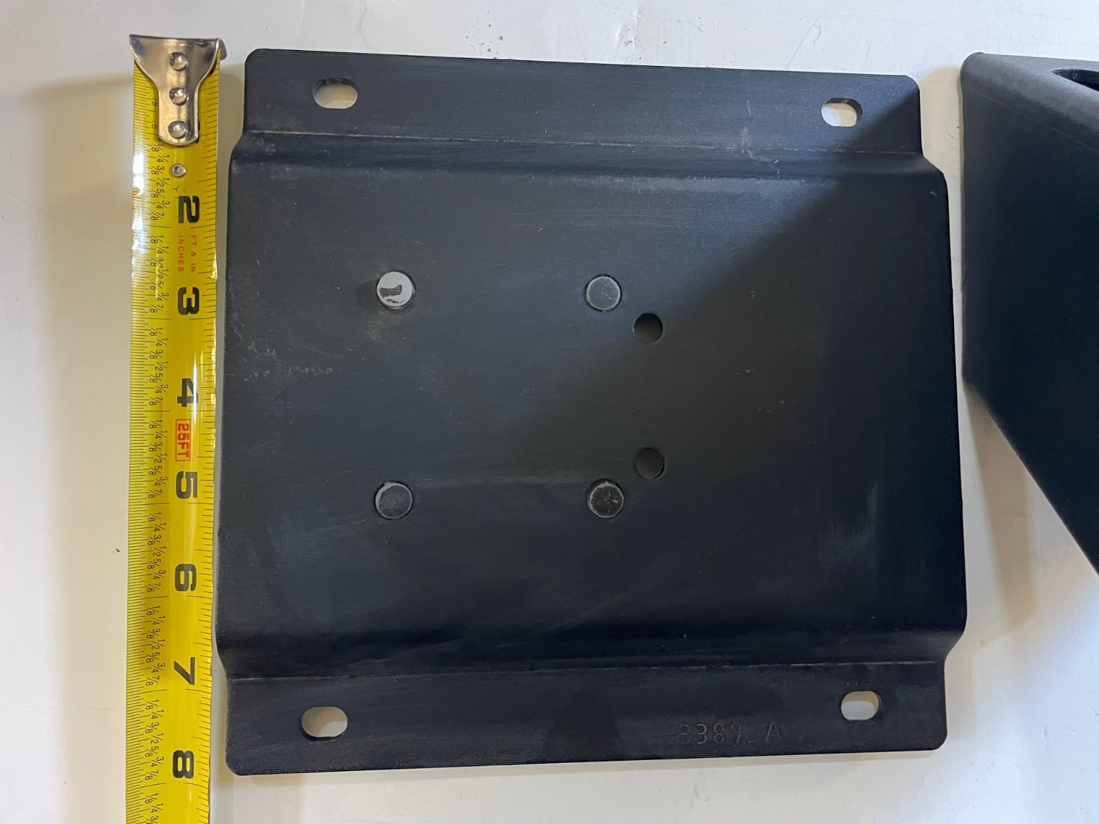 Havis C-HDM-100 Base & Bracket For Heavy-Duty Short Adapter Plate Mount