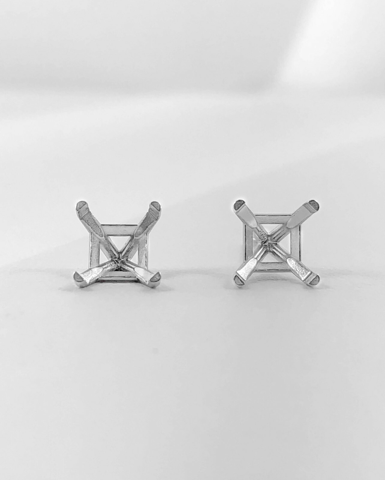 14K White Gold Stud Earring Finding Mounting Setting Princess Martini Screw Back