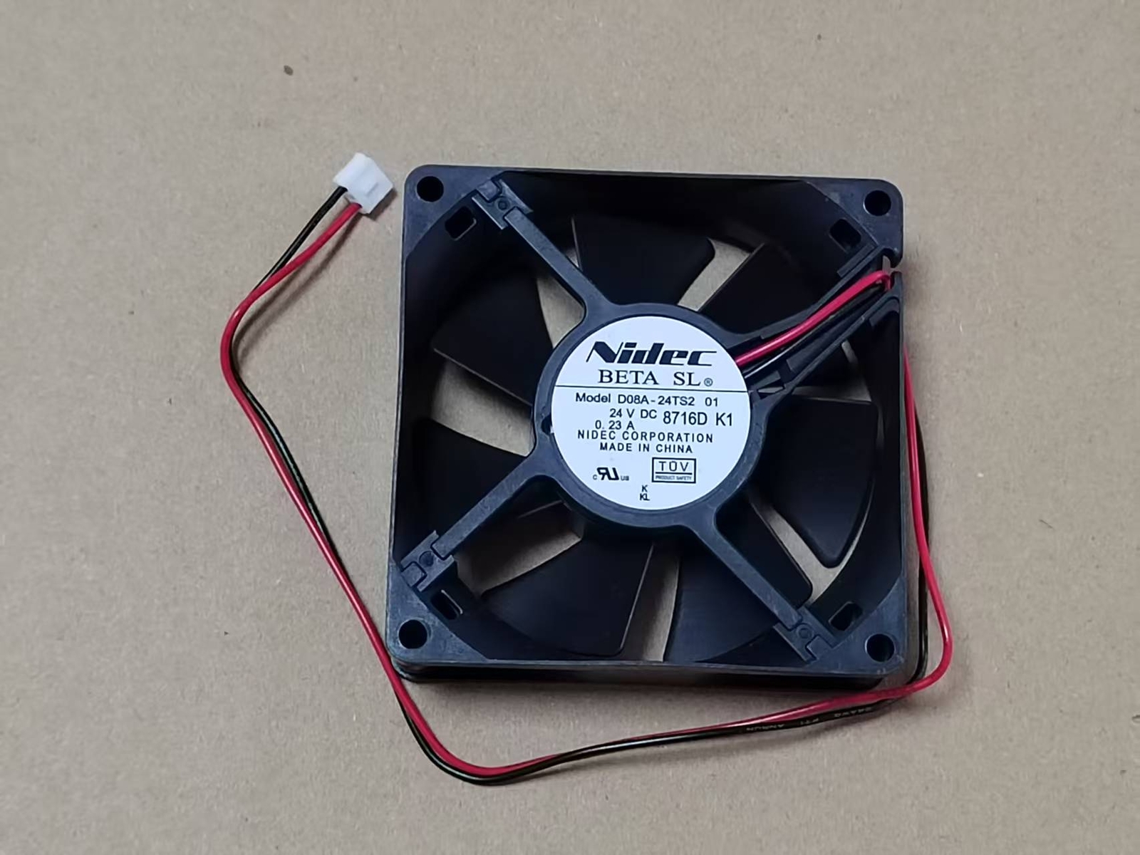 NIDEC D08A-24TS2 01 24V 0.23A 8cm 8025 inverter fan