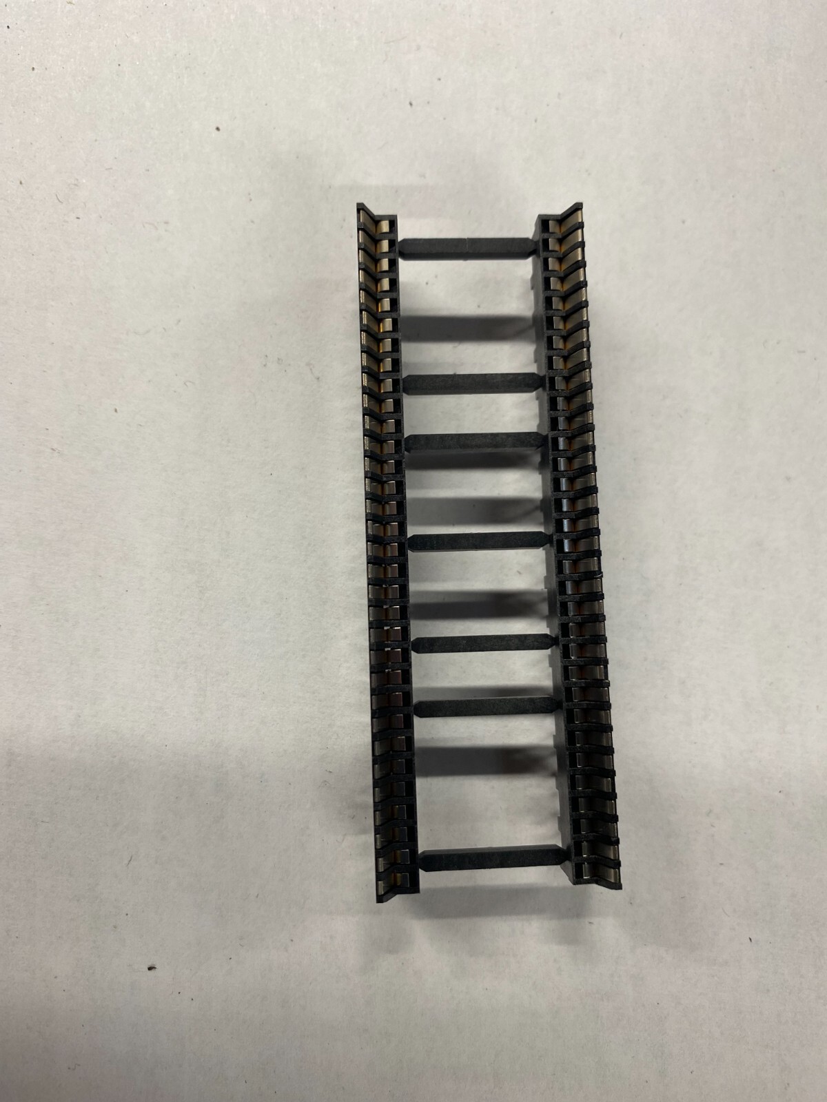 TST-649-T2-TNG30 ROBINSON NUGENT DIP 64 IC Socket TST649TNG NEW Lot of 253