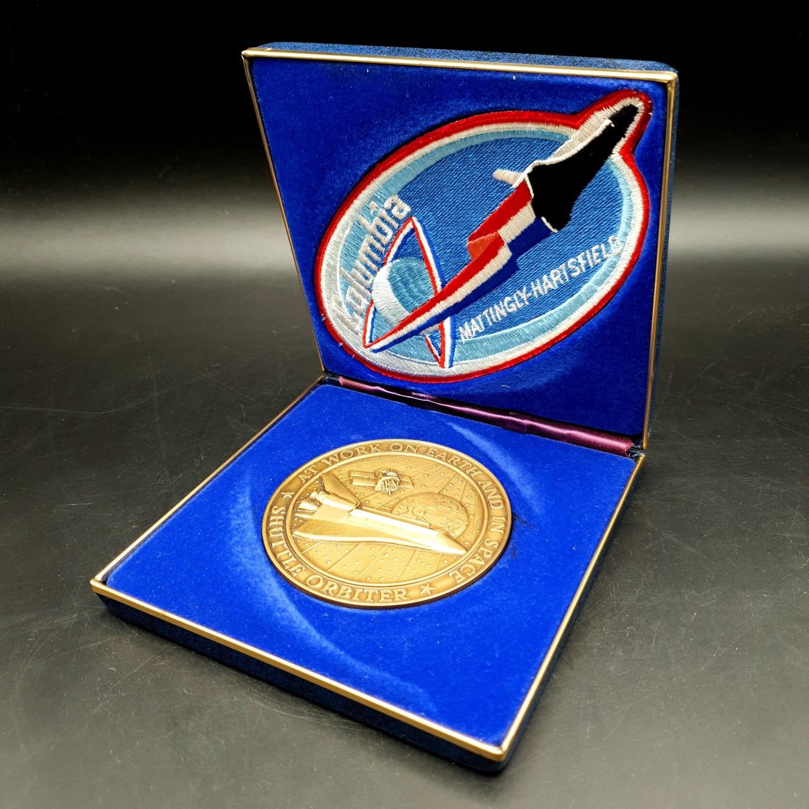 Space Shuttle Columbia Rockwell Medallion Coin Boxed w Patch NASA 1980s Rare