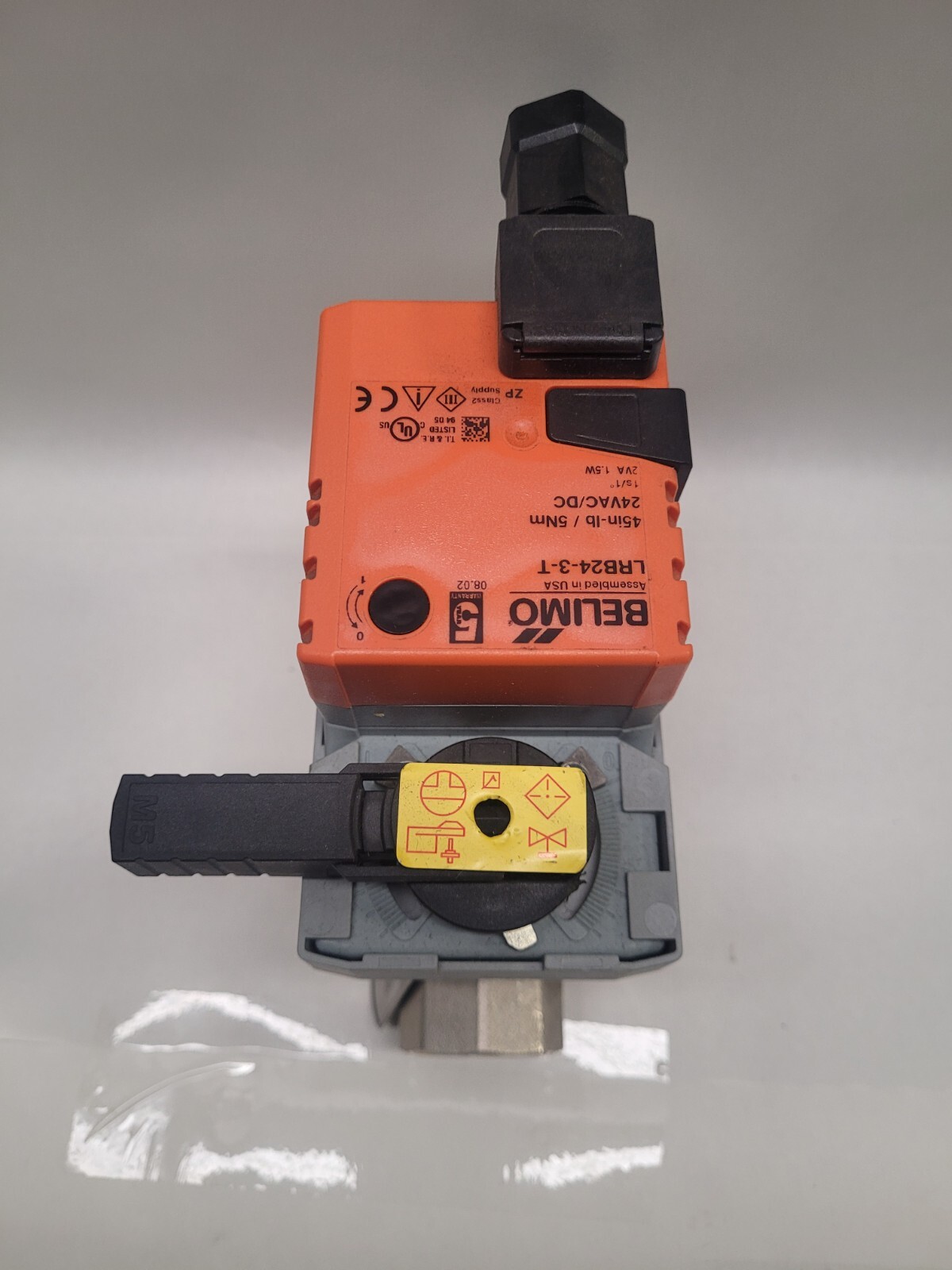 Uponor 3131000 1" Three-way Floating Action Mixing Valve